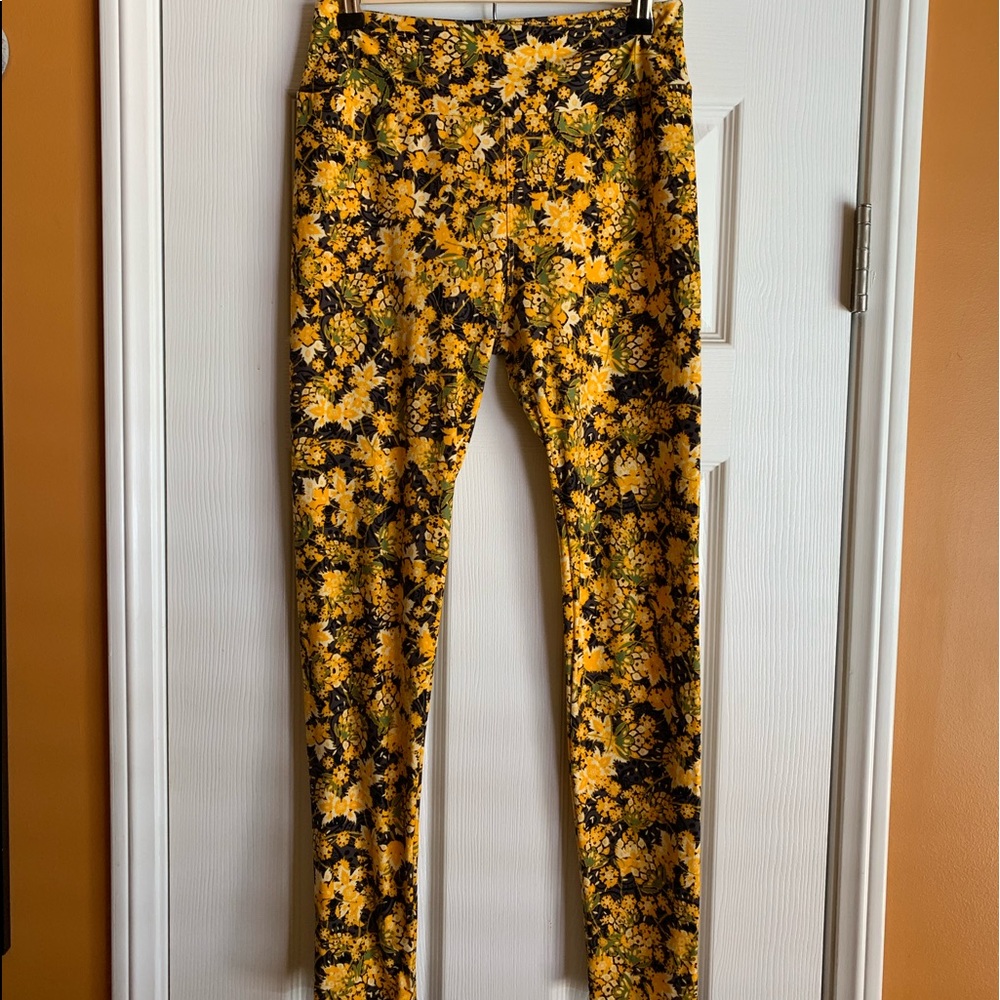 LuLaRoe Leggings -Pretty Yellow Floral Print